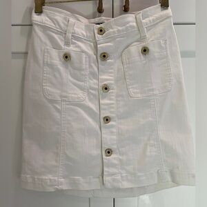 Tommy Hilfiger Gold Button Front White Denim Mini Skirt Sz 2